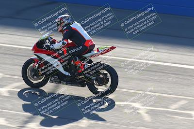 media/Jan-21-2022-Fastrack Riders (Fri) [[90b5309cc6]]/Level 2/Session 1 Front Straight/